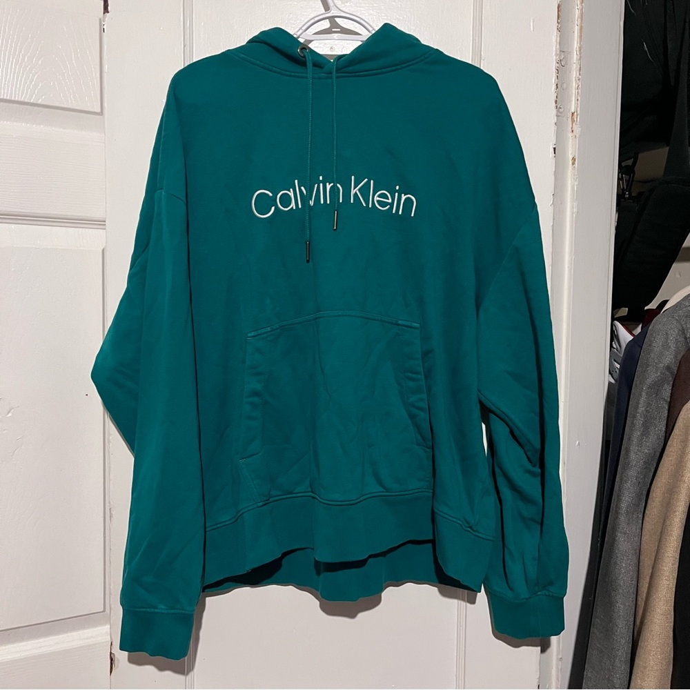 Green Calvin Klein pullover hoodie Large